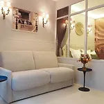 Apartment Palais Royal *